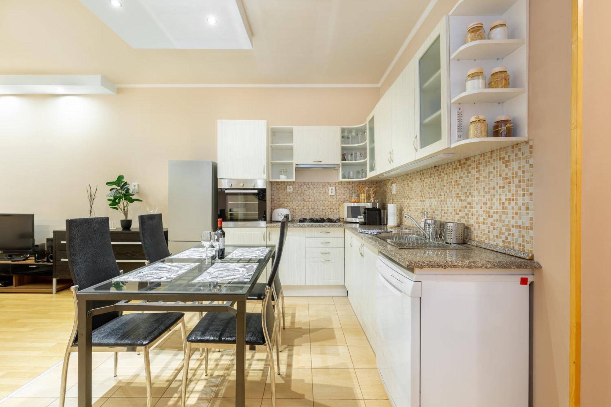 Downtown Home By Stn — Photos 1